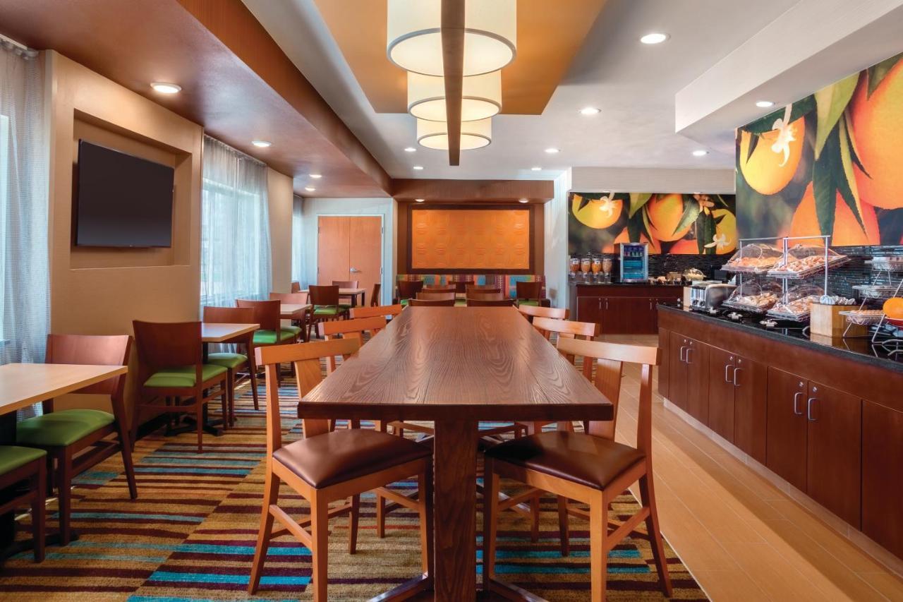 Comfort Inn & Suites تكساس سيتي المظهر الخارجي الصورة